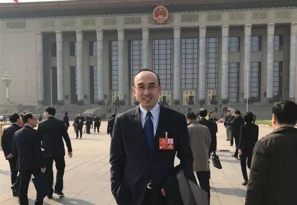 新三板改革迫在眉睫 两会代表呼吁尽快推出“精选层”